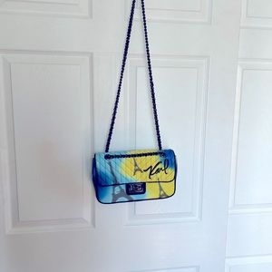 Fun Karl Lagerfeld bag. In perfect condition.